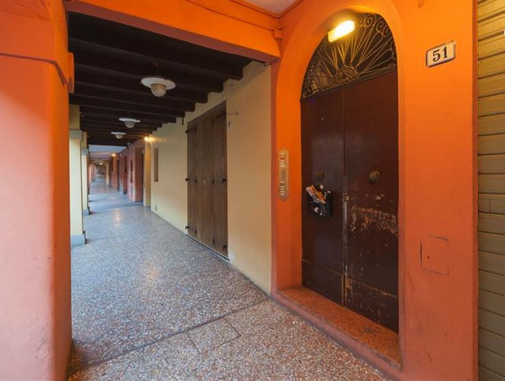Pisolo In Citta Casa Vacanze Nel Centro Storico Болонья Экстерьер фото